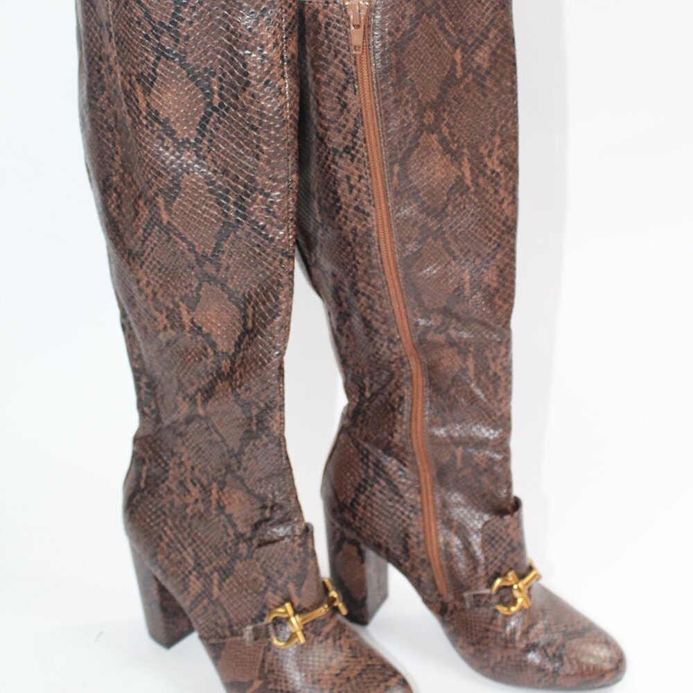 Women's Brown Pleather Snake Boots Size 6.5
